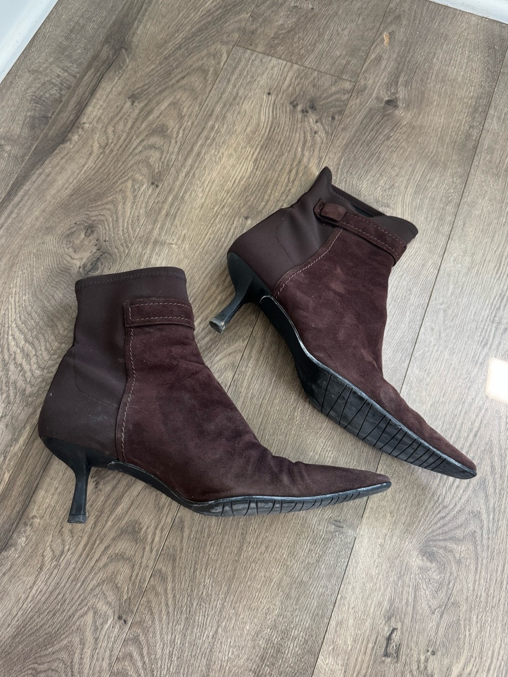 Stuart Weitzman Promenade Cola Suede Ankle Boots Size 11